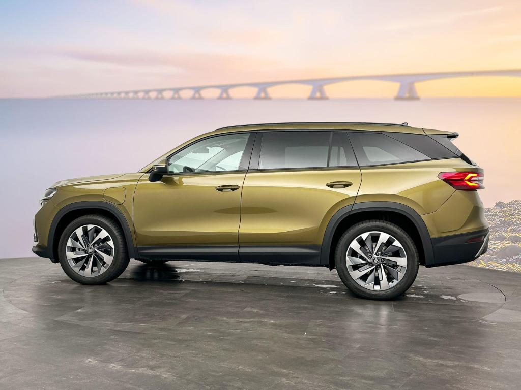 Skoda Kodiaq business edition plus 1.5 tsi phev 150 kw / 204 pk