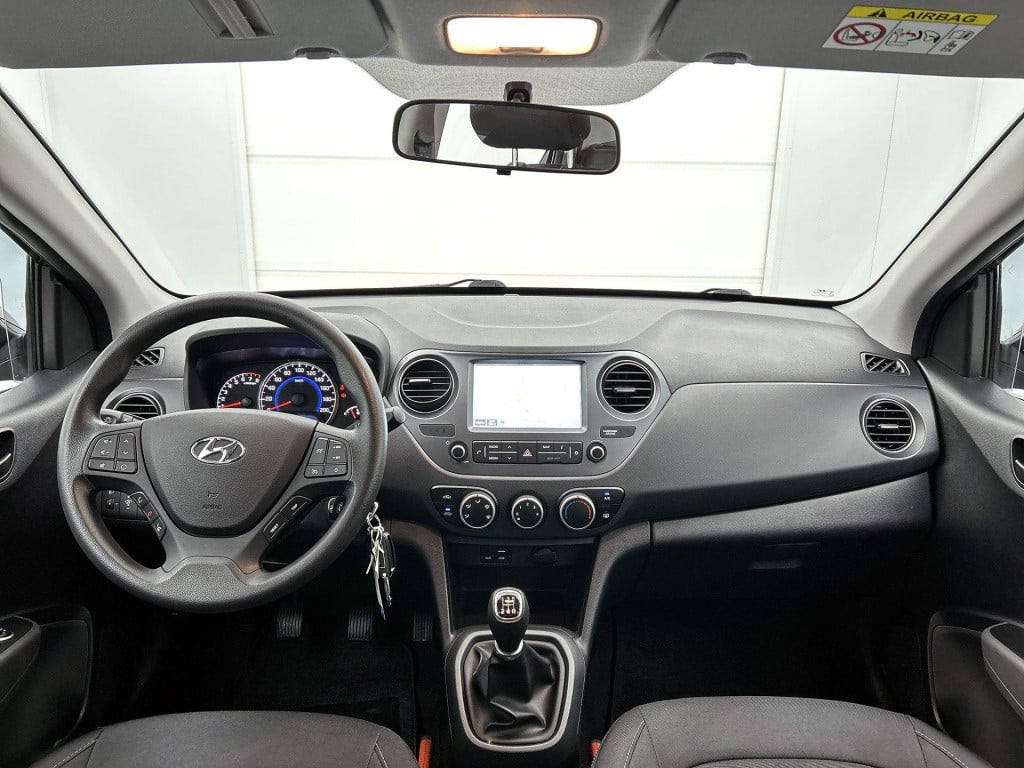 Hyundai I 10 1.0i comfort | lmv | apple carplay | bluetooth | navigatie | l