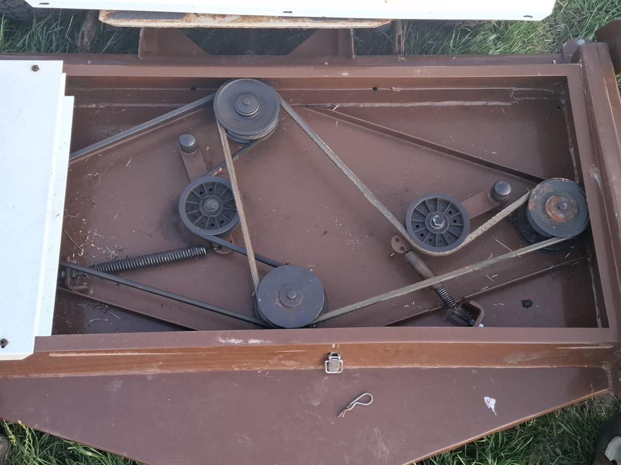 Oerdegelijke grasshopper 721D met maaidek 1,55 meter