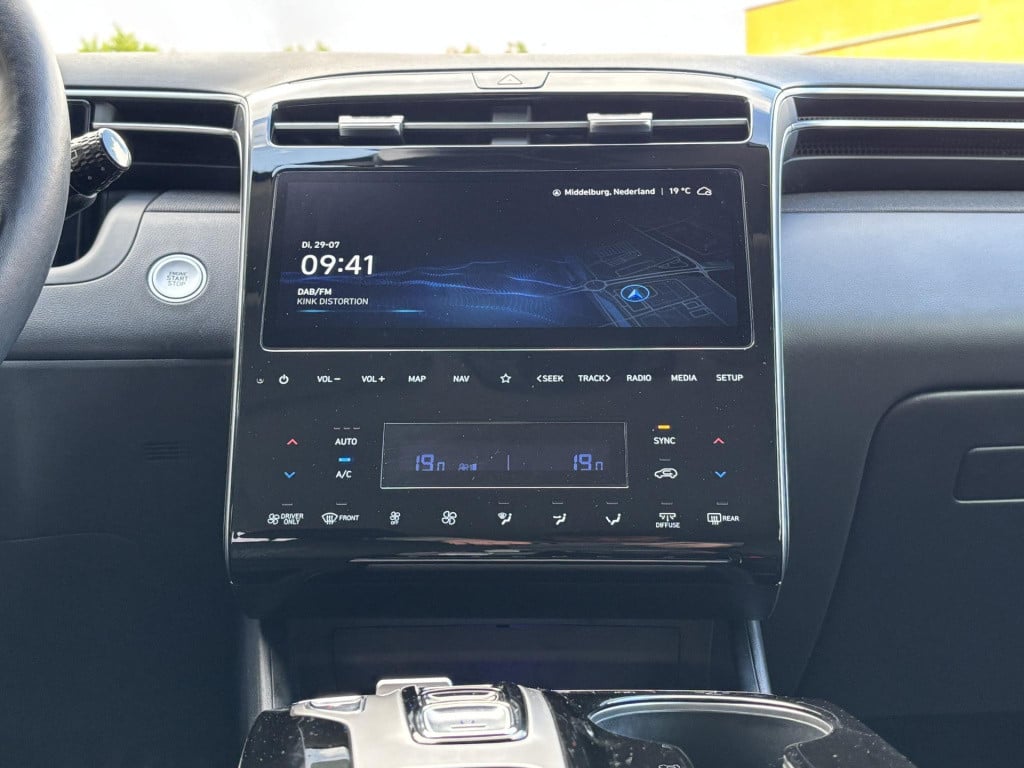 Hyundai Tucson Hybrid 1.6 t-gdi hev comfort smart | navigatie | camera | ap