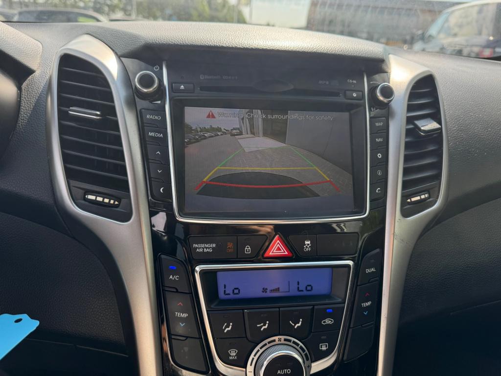 Hyundai I 30 blue 1.6 gdi i-vision redline * airco * nieuwe apk * camera * 