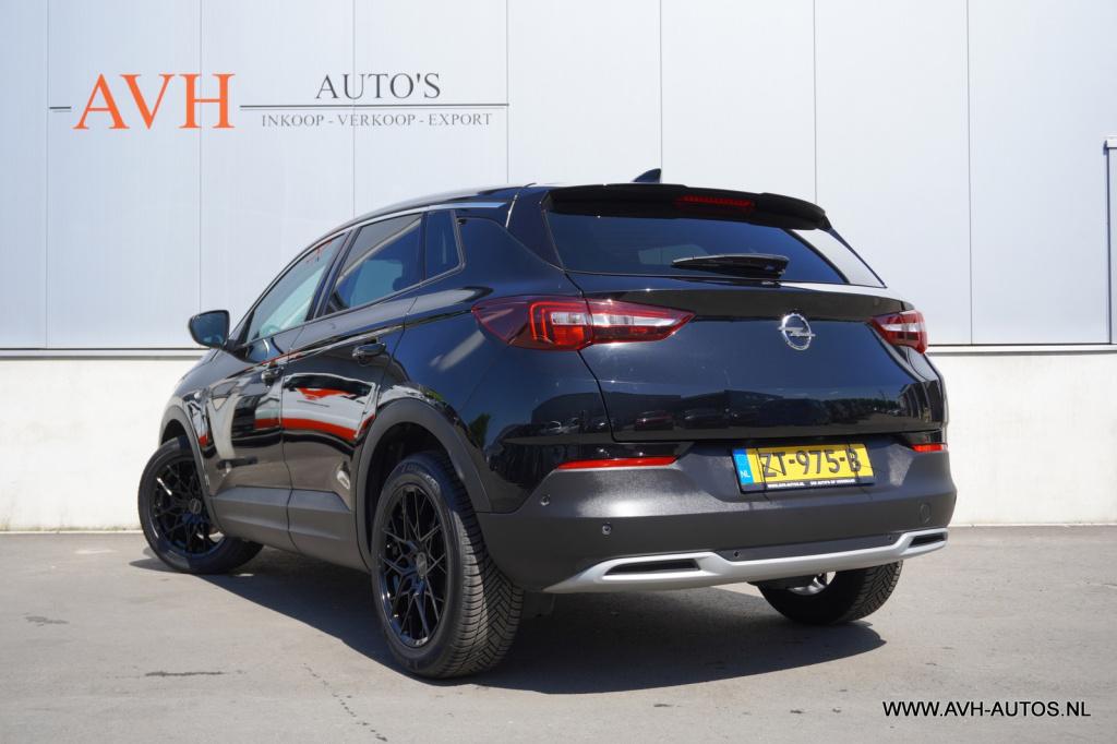 Opel Grandland X 1.2 turbo business executive
