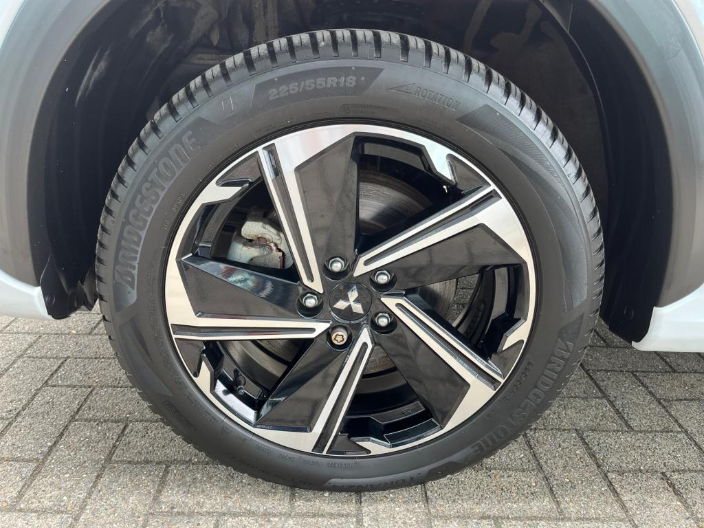 Mitsubishi Eclipse Cross 2.4 phev executive|trekhaak|rijklaar