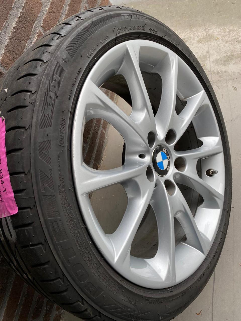 Originele BMW (430i, 2016) velgen met zomerbanden