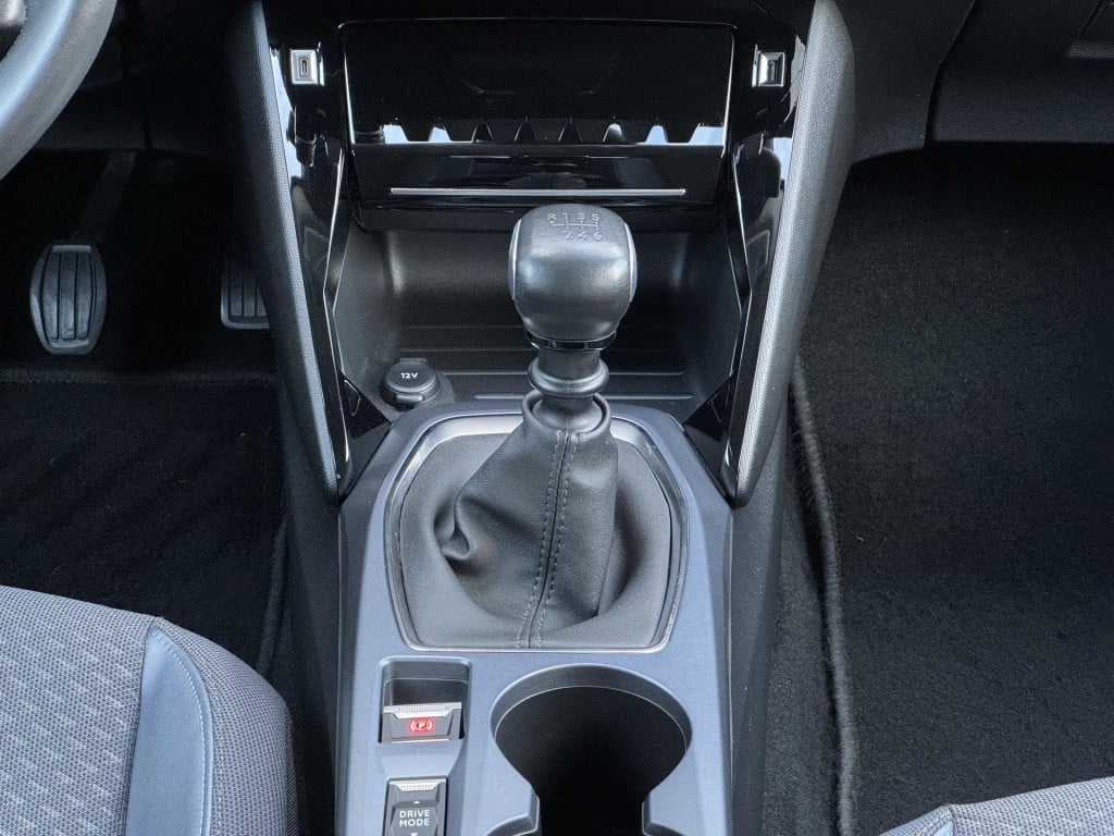 Peugeot 2008 1.2 puretech allure pack connect | trekhaak afneembaar| naviga