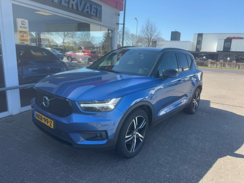 Volvo XC40 1.5 t4 recharge r-design