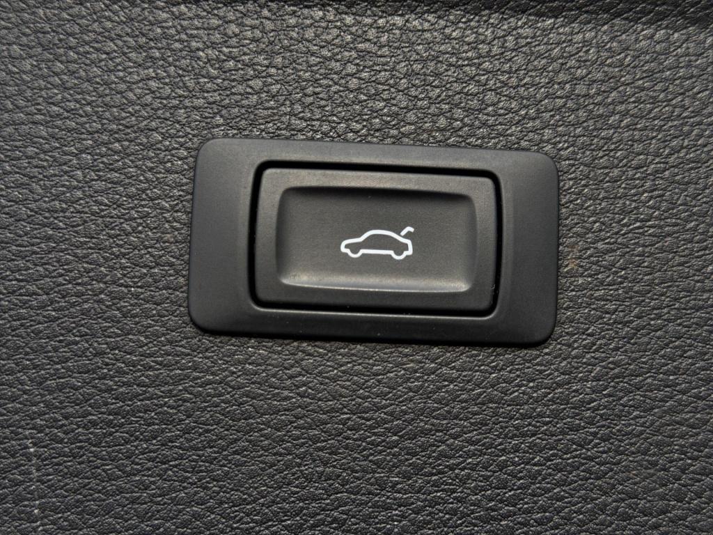 Audi Q5 2.0 tdi quattro s-line stoelverwarming led