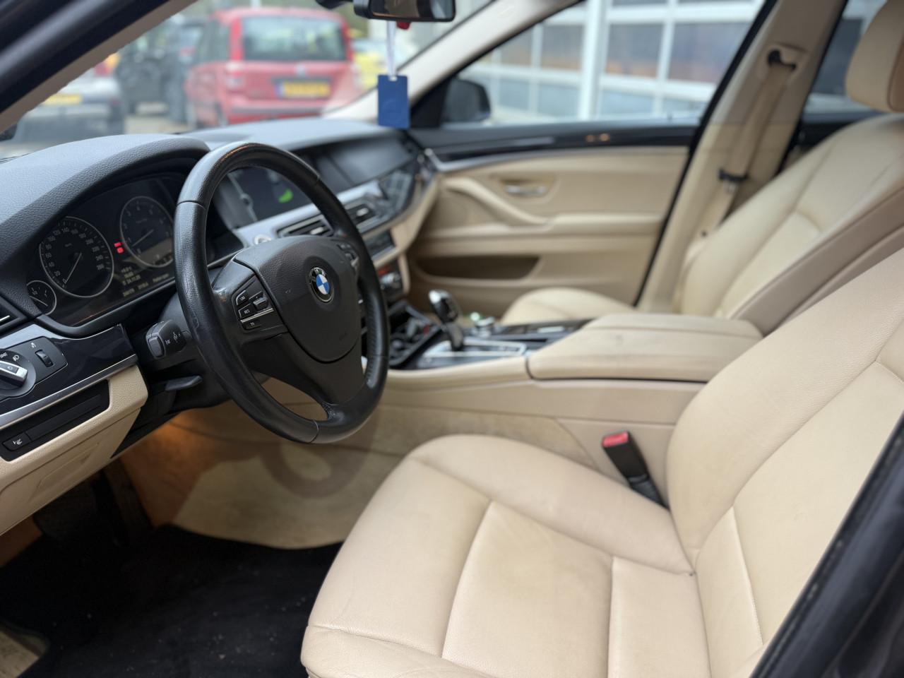 Bmw 5-Serie touring 528i 6-cilinder High executive