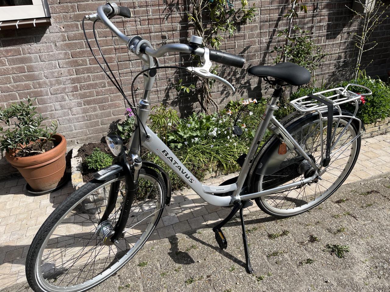 Damesfiets Batavus Intermezzo de Luxe. Geheel opgeknapt. Mooie fiets!