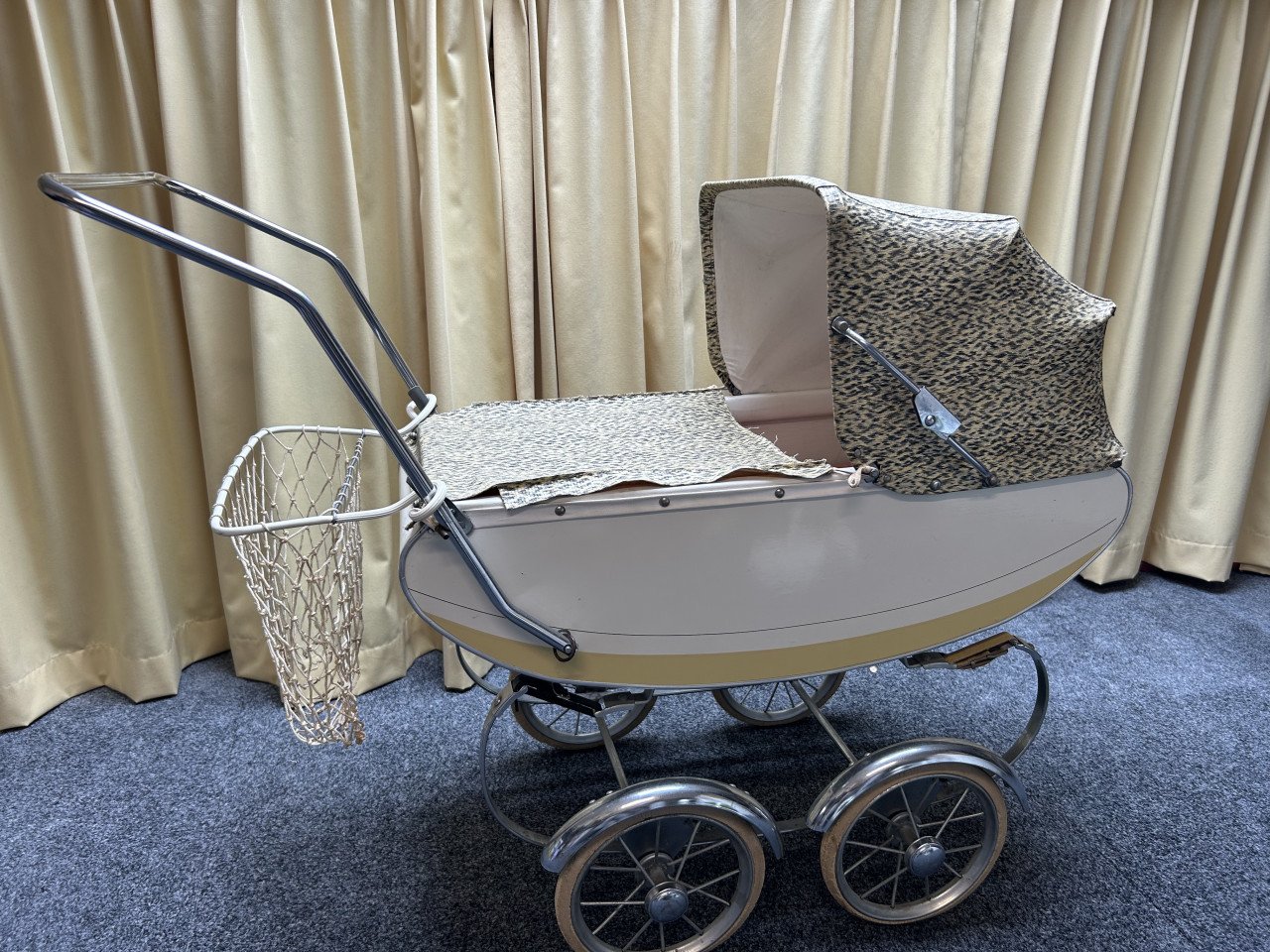 Poppenwagen