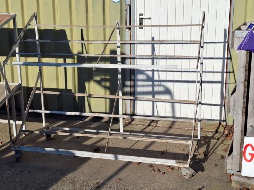 Rekken voor fruitkistjes