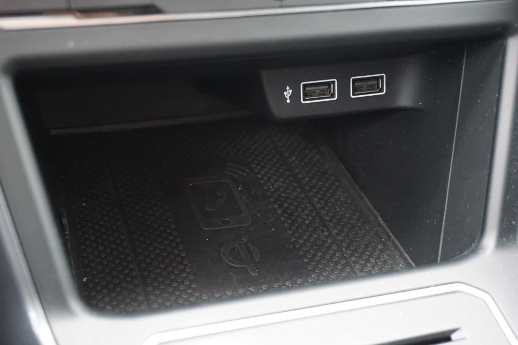 Volkswagen Polo 1.0 tsi highline automaat - climate / navi / cruise / camer