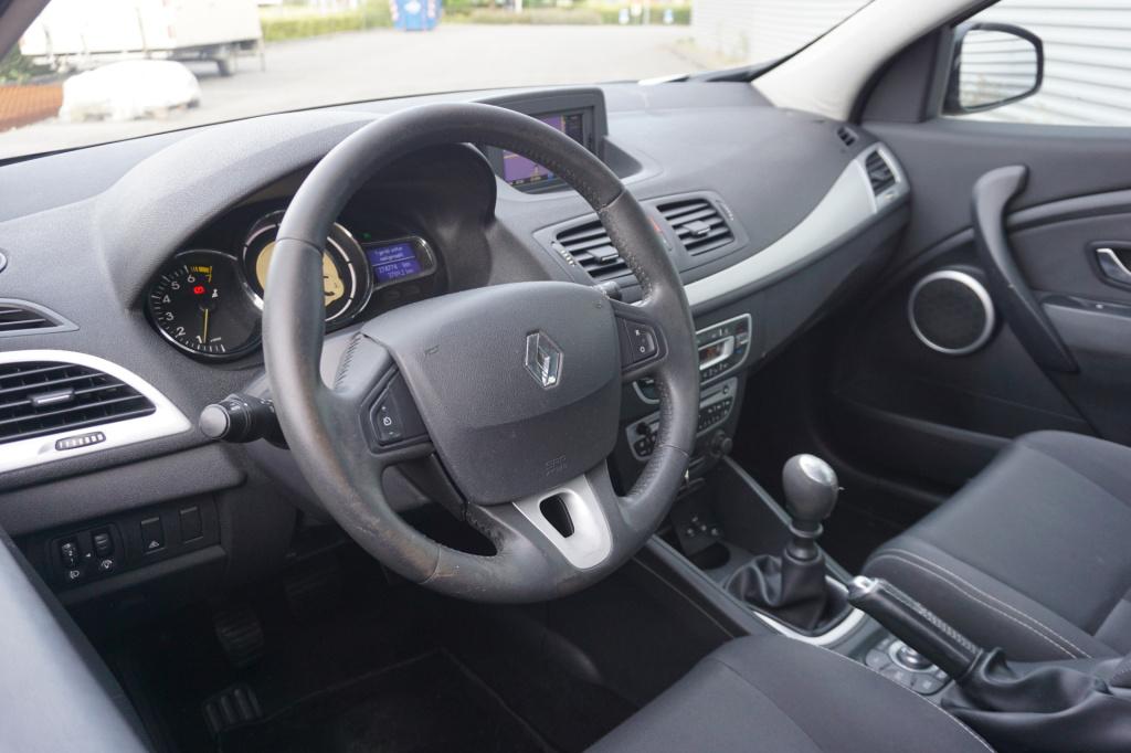Renault Megane 1.6 sélection business sport airco / navi / cruise / elektr.