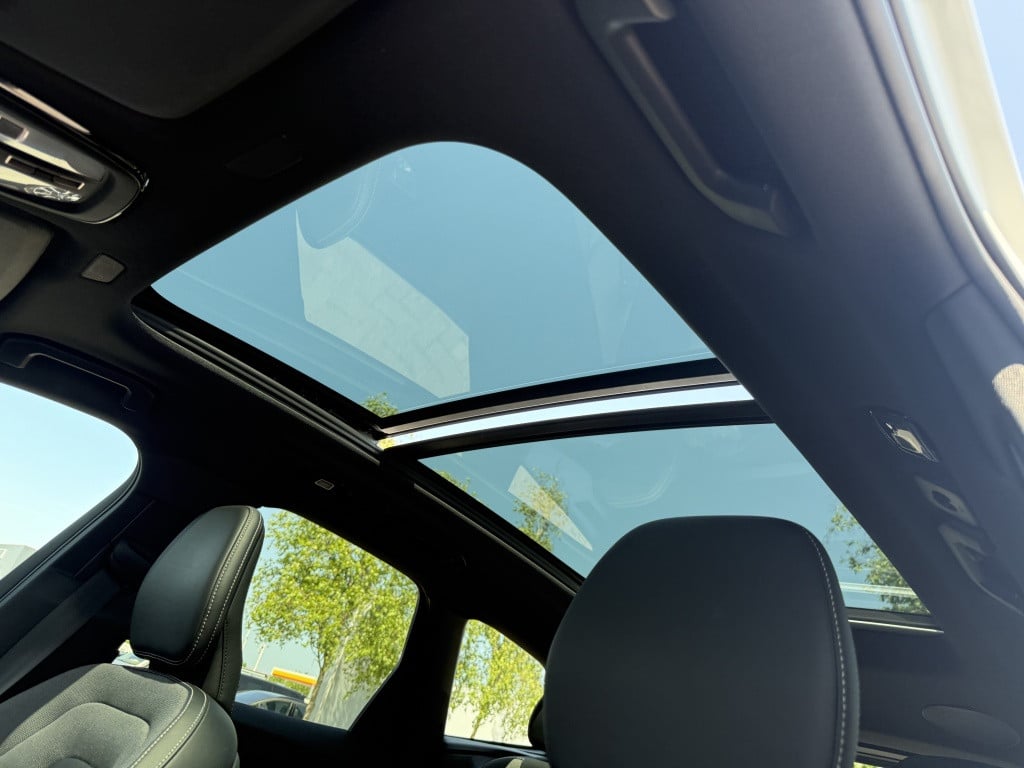 Volvo XC60 t6 340pk recharge r-design| adap.cruise| panodak| 360camera