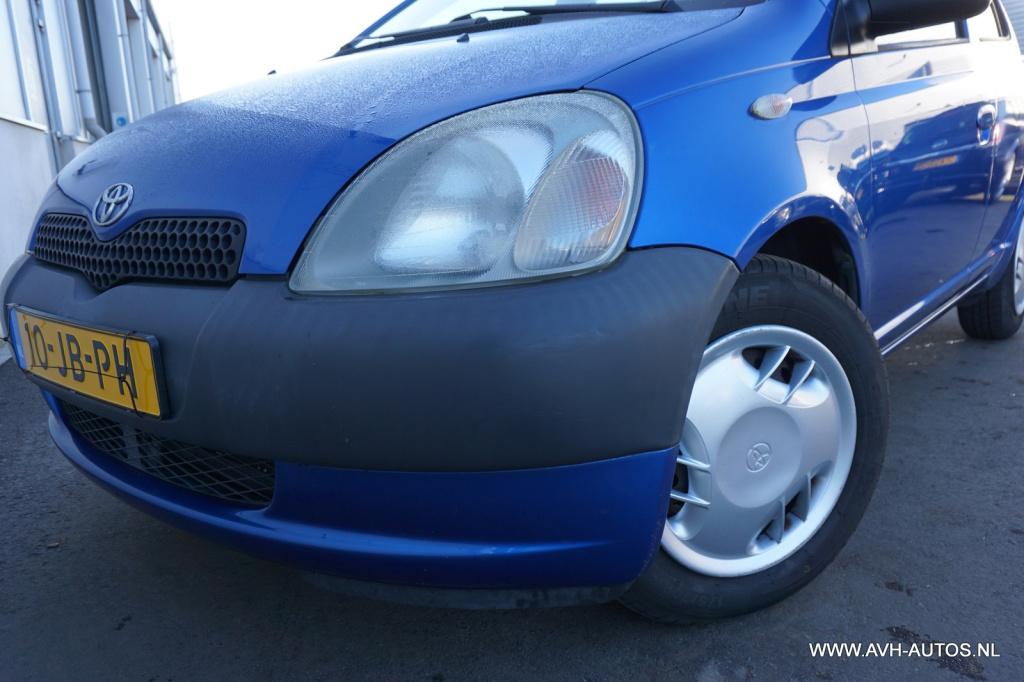 Toyota Yaris 1.0-16v vvt-i yorin
