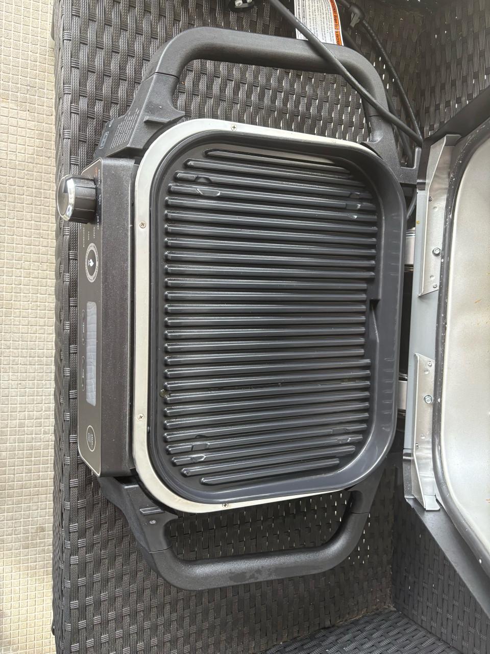 Ninja Woodfire Electric BBQ Grill & Smoker OG701EU