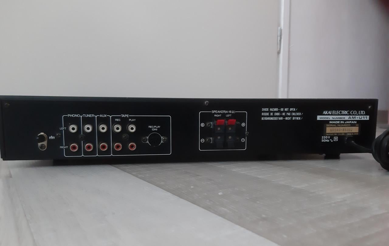 Akai AM-U11 Stereo Versterker
