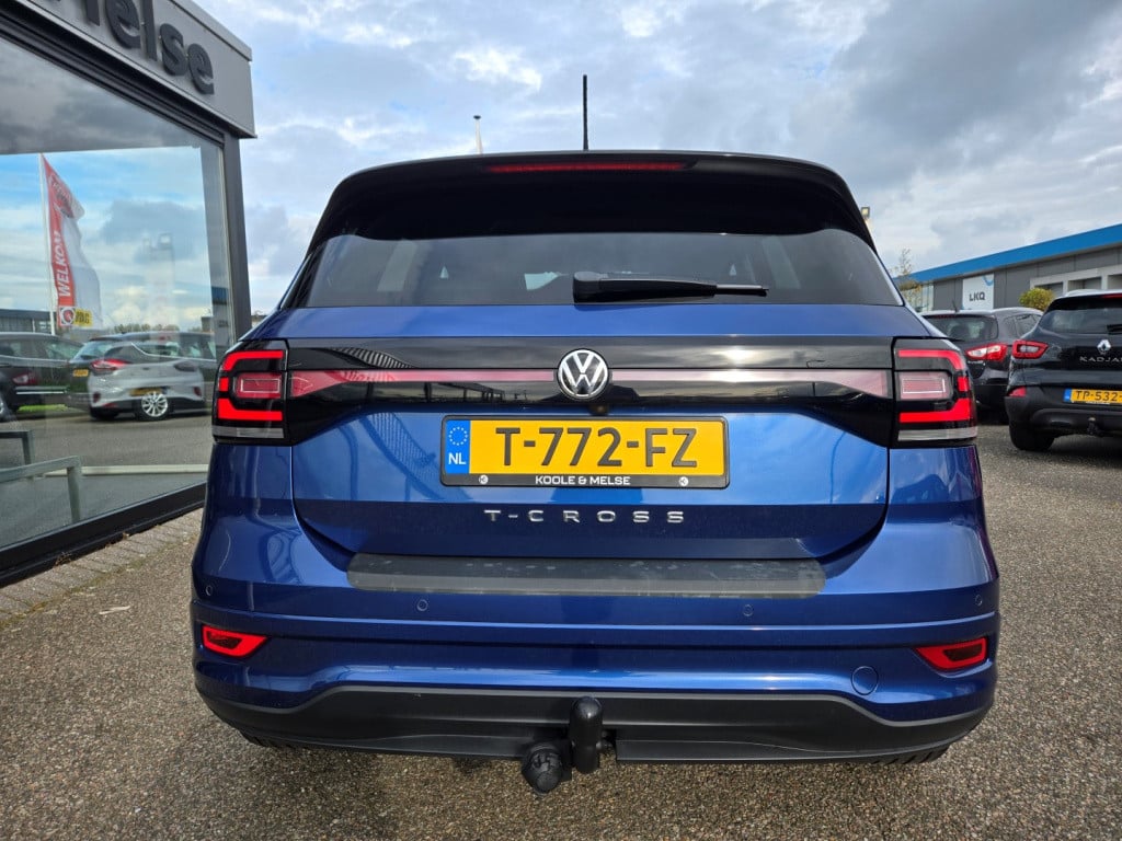 Volkswagen T-cross 1.0 tsi 115pk t-cross life r-design | trekhaak | camera