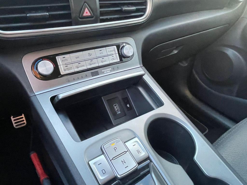 Hyundai Kona ev premium 64 kwh