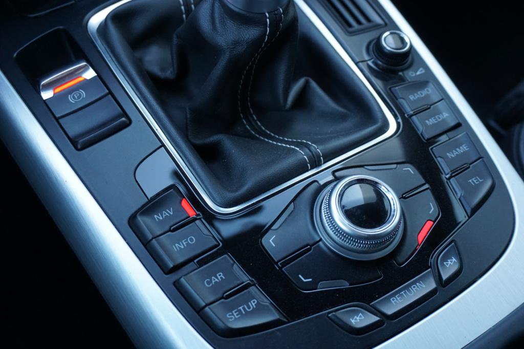 Audi A4 avant 1.8 tfsi pro line s climate / navi / cruise / parkeersens. / 