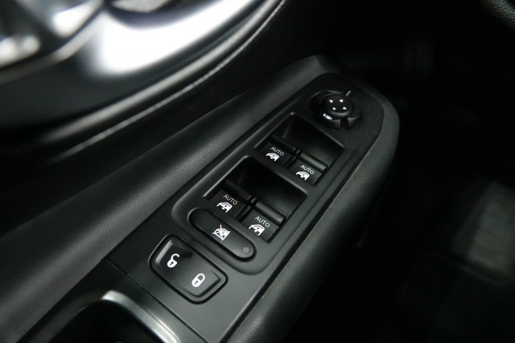 Jeep Renegade 1.0t | cruise | camera | led |