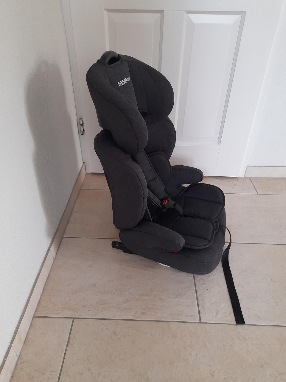 Titaniumbaby autostoel met isofix  9 /36 kg (z.g.a.n)