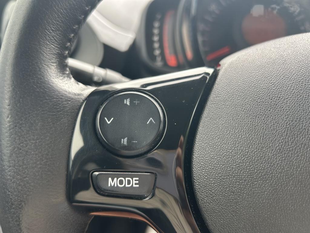 Citroen C1 1.0 vti airscape 68pk s&s 5d airscape shine navigatie | achterui