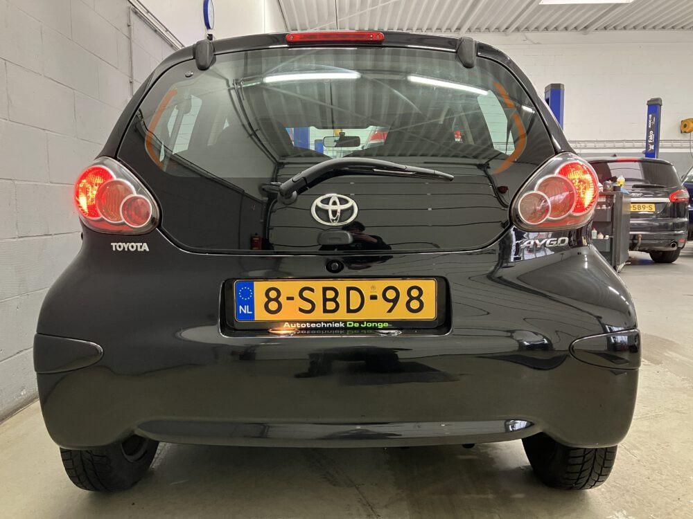 Toyota Aygo 1.0 VVT-i Now
