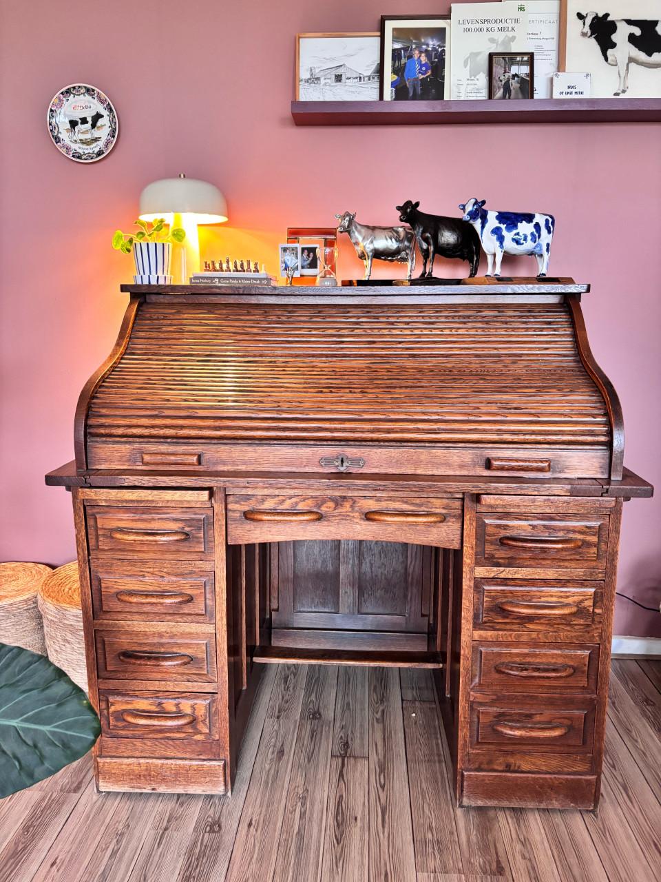 Vintage bureau