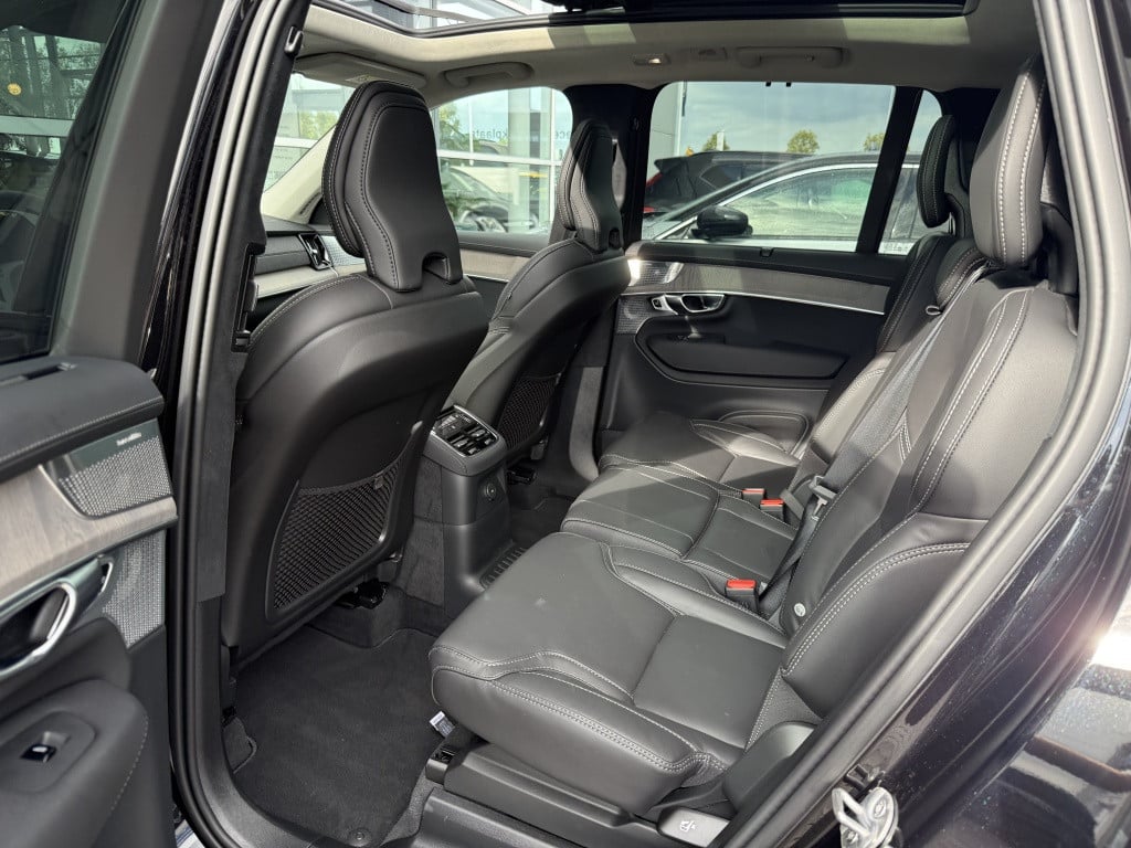 Volvo XC90 t8 455pk recharge ultra dark| full options black edition| trekha
