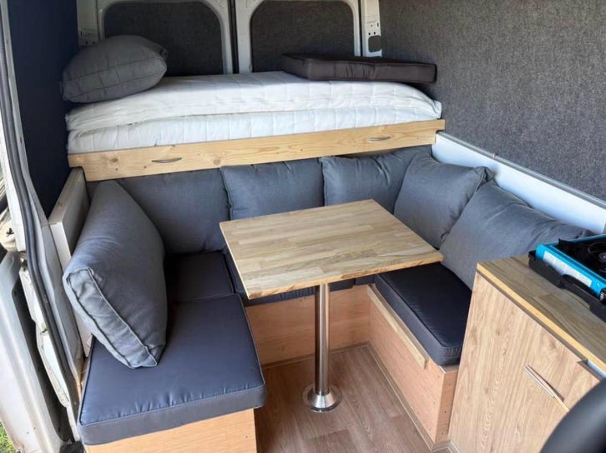 Mercedes Sprinter 2.2CDI / Bj2014 / CAMPERBUS / EURO 5 !