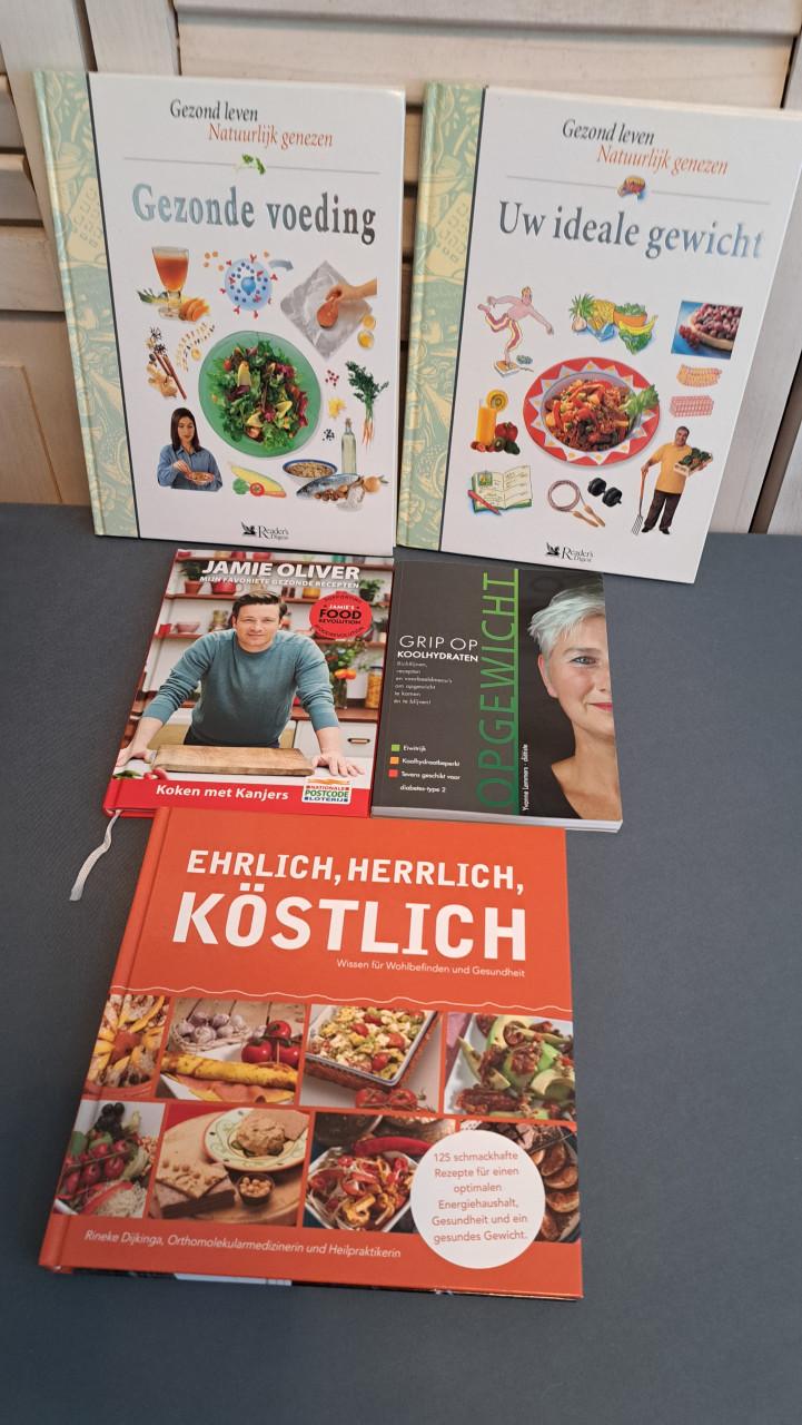 Diverse boeken mbt voeding