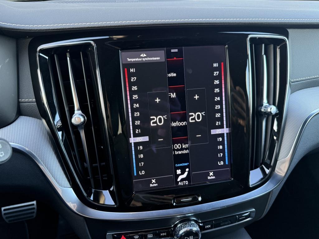 Volvo V60 t6 340pk recharge r-design| panodak| adap.cruise| trekhaak| 360c