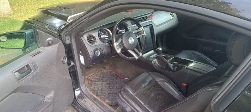Ford mustang 2013 v6