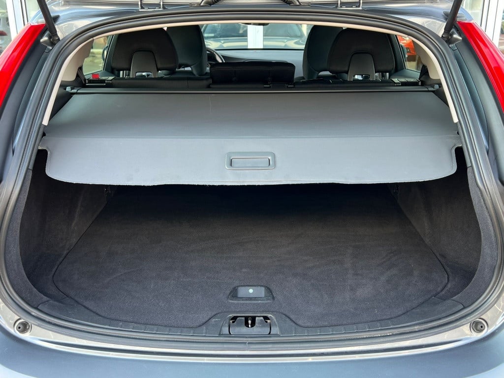 Volvo V60 t3 153pk dynamic ed| navi| climate| stoel.verw| pdc