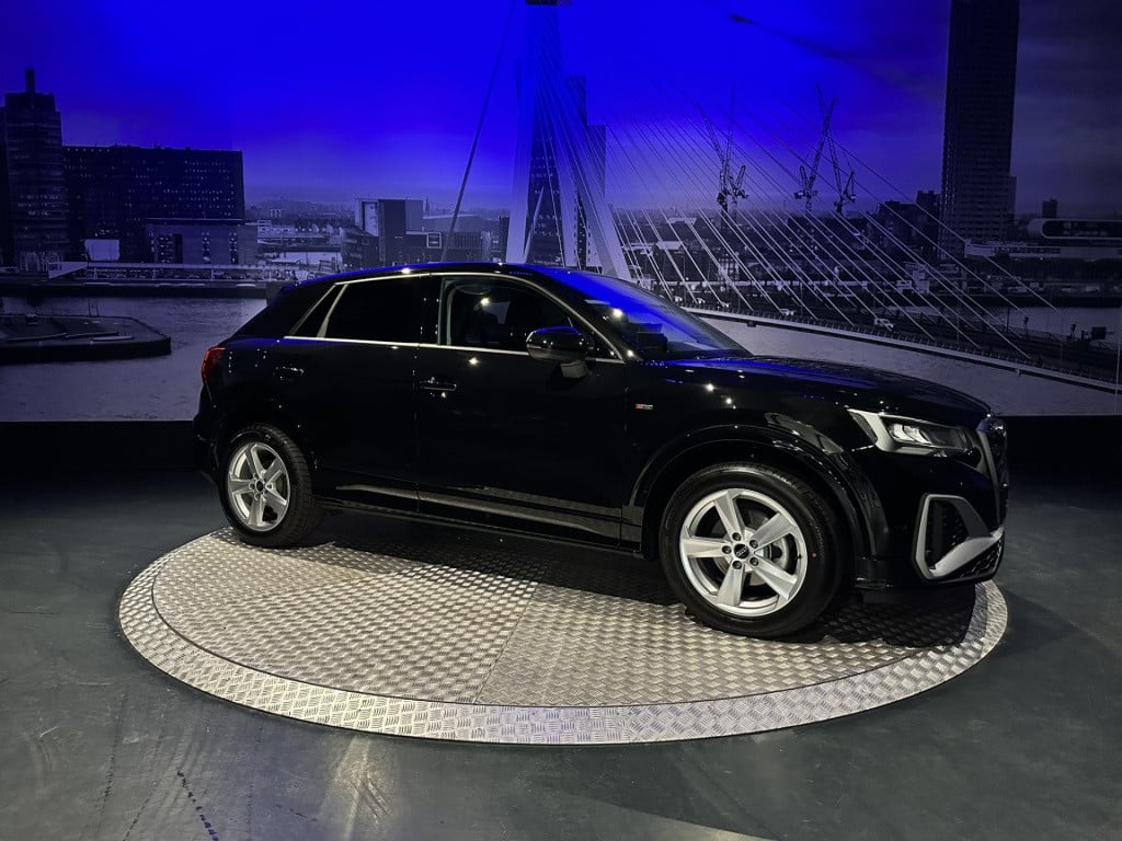 Audi Q2 35 tfsi s edition *camera*leder*led*elecachterklep*