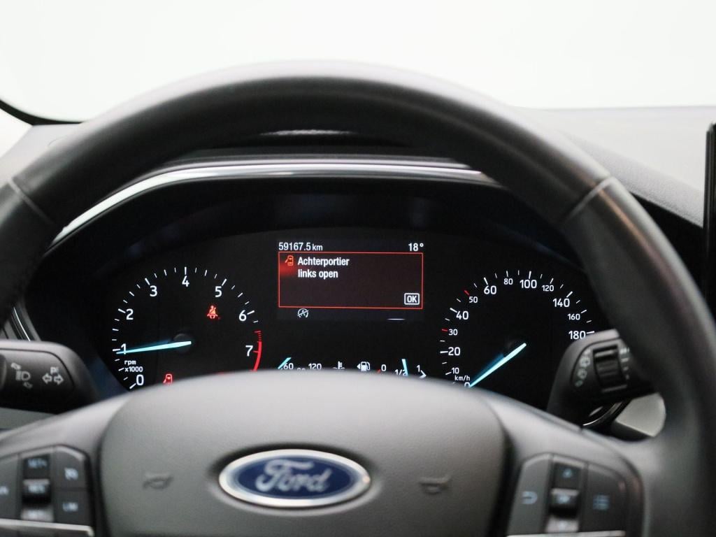 Ford Focus wagon 1.0 ecoboost hybrid titanium navigatie | pdc | apple carpl