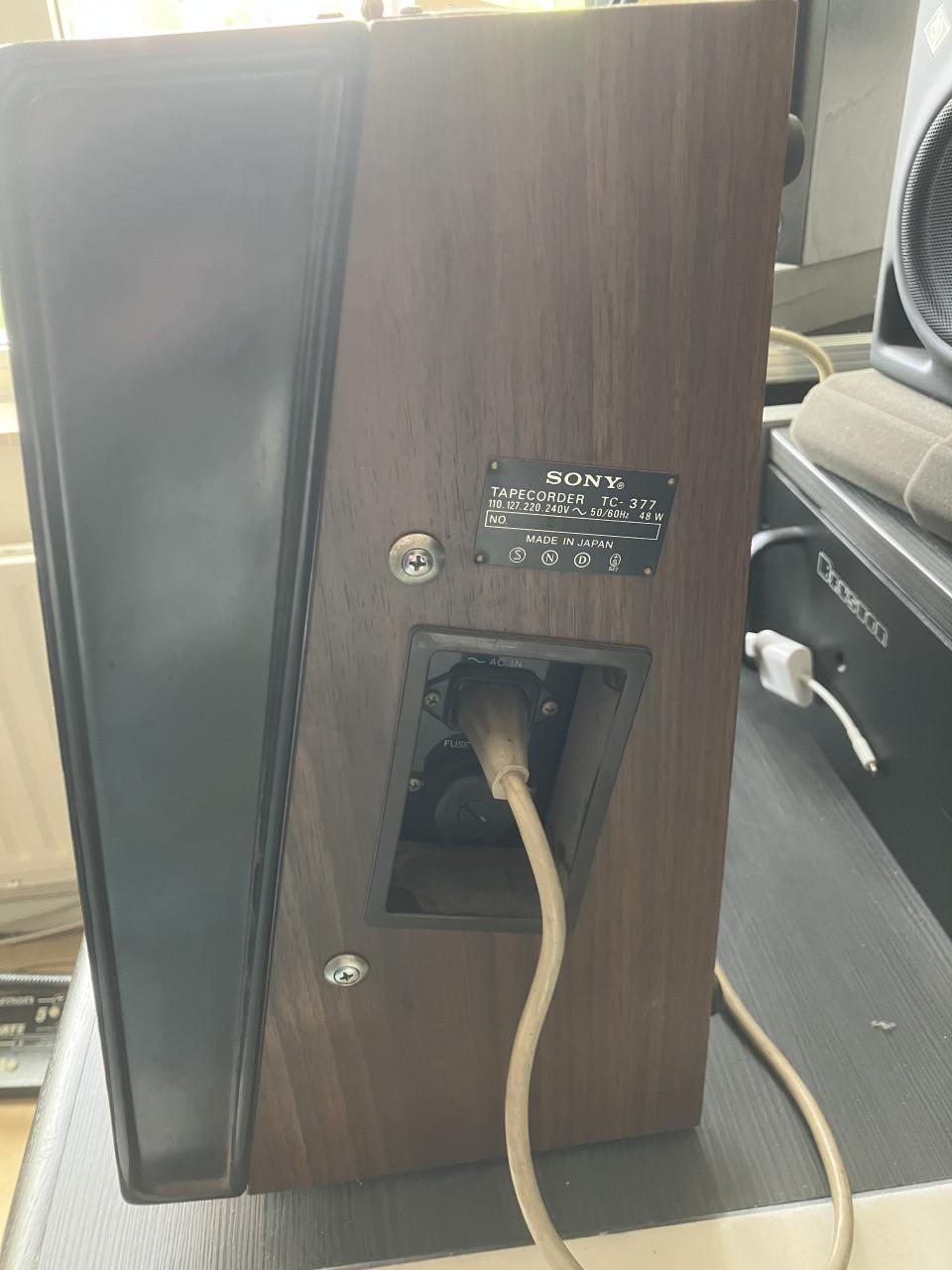 Sony reel to reel tape recorder TC-377