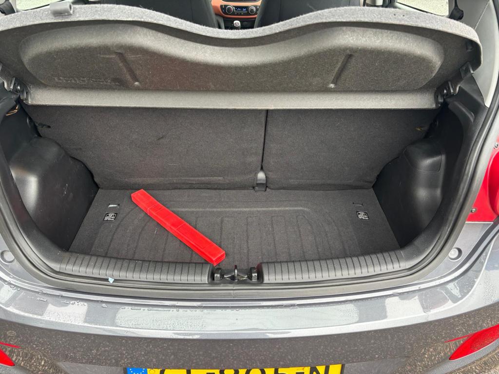 Hyundai I 10 1.0i 66pk blue drive comfort