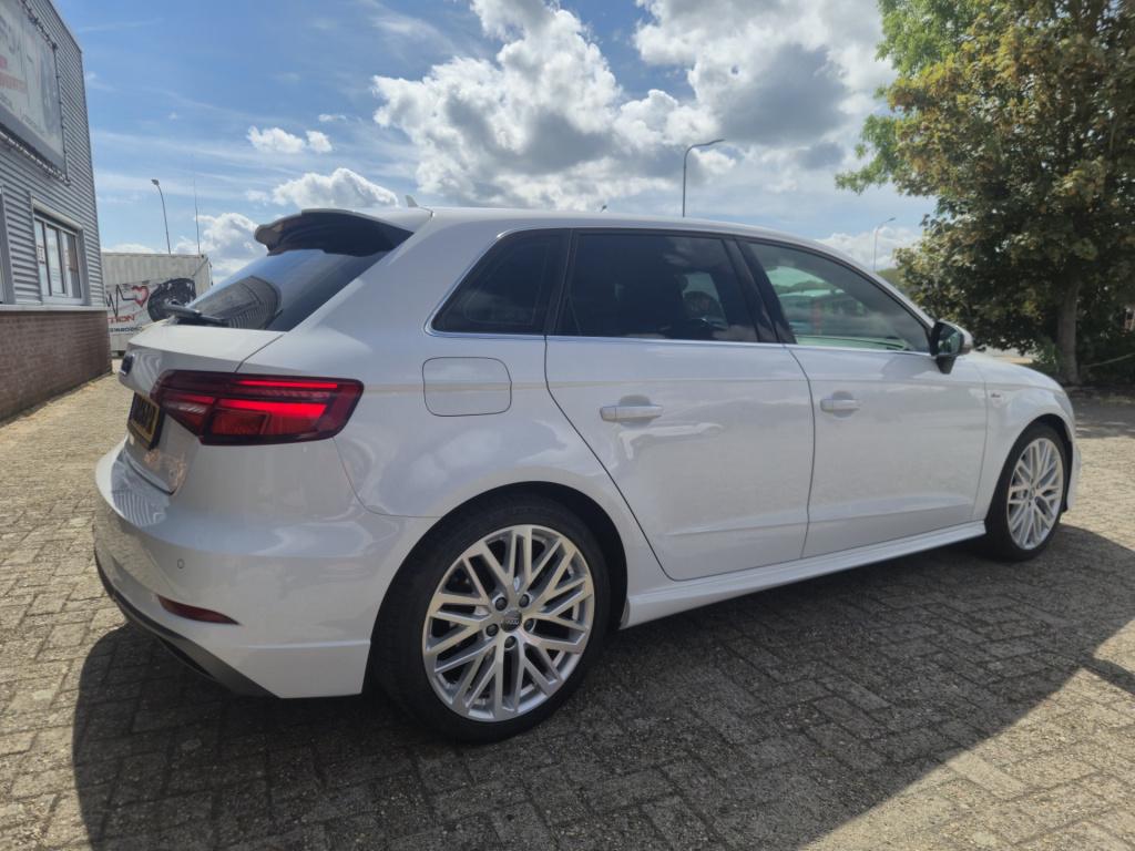 Audi A3 sportback 1.0 tfsi sport s line edition