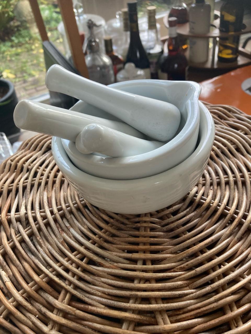 Diverse huishoudelijke gebruiksvoorwerpen.