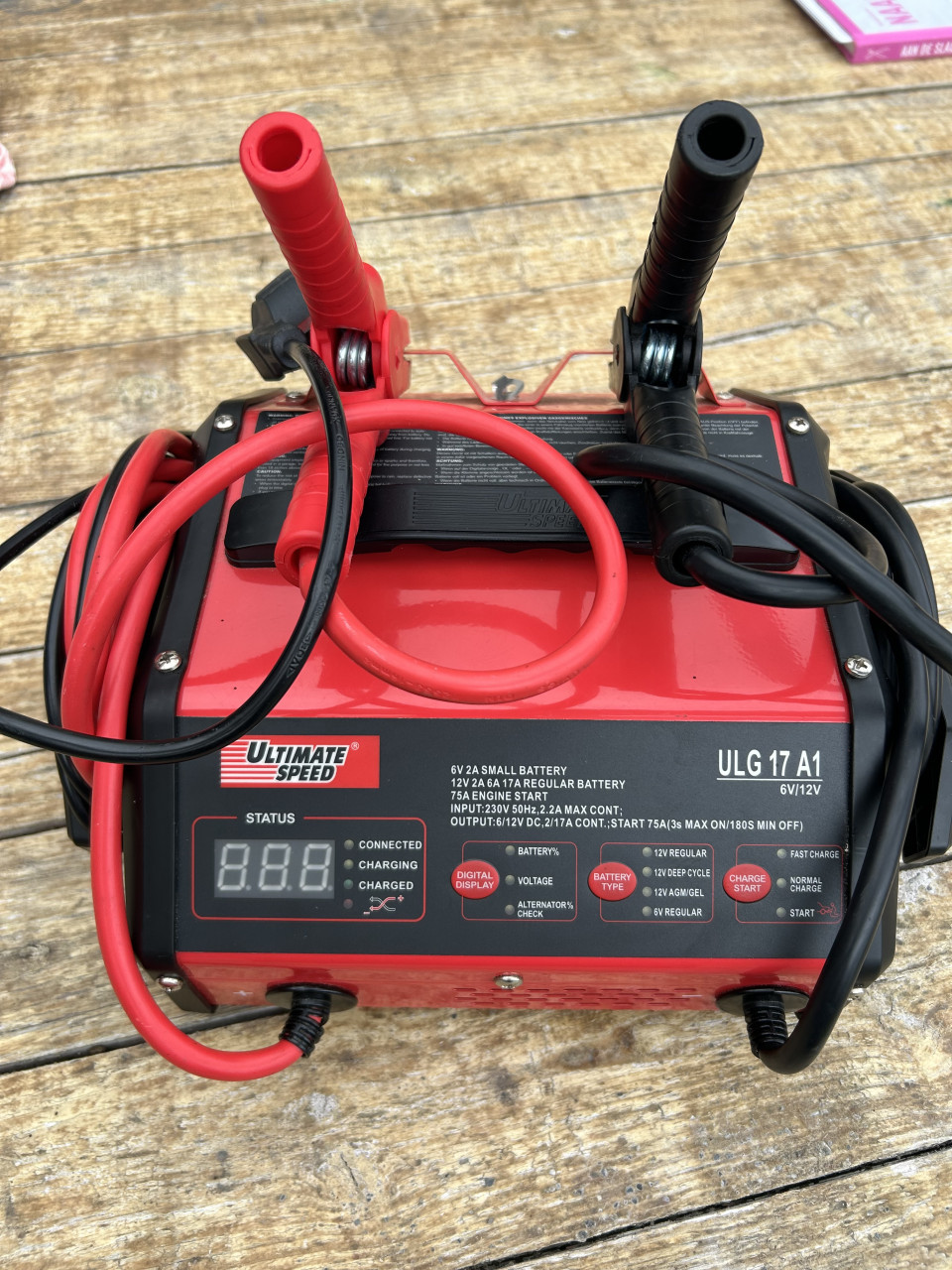 Accu lader ULG 17 A1