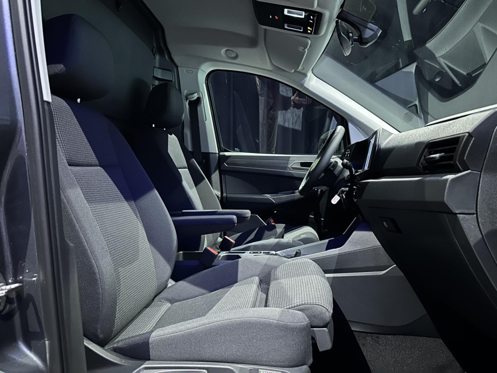 Volkswagen Caddy cargo 2.0 tdi style *led*comfortstoelen*camera*pdc*17inch*