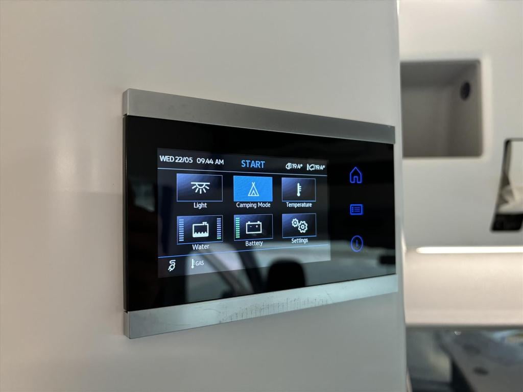 Volkswagen Transporter crafter 2.0tdi 177pk automaat grand california 600 |