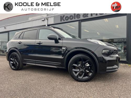 Lynk & Co 01 1.5 261pk plug in hybrid , black edition , pano dak,stuurverwa