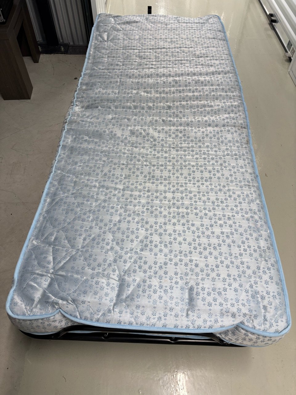 Opklapbed - Logeerbed met matras