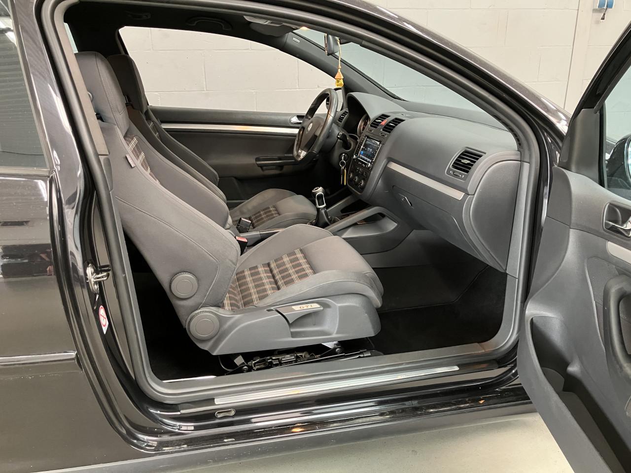 Zeer nette VW golf GTi 2.0Tfsi