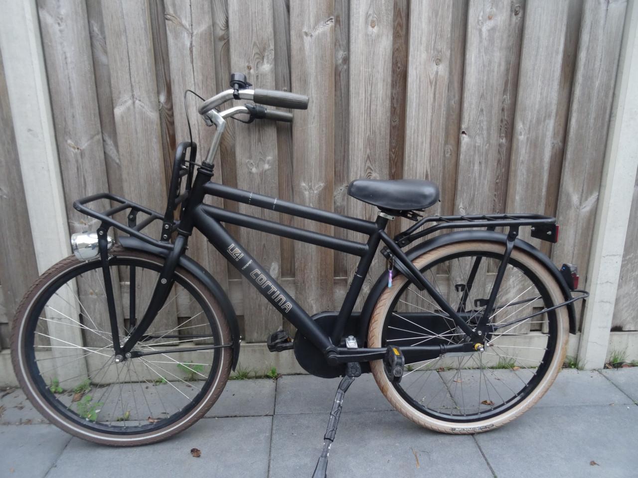 Cortina U4 24 inch jongensfiets – 3 versnellingen – transportfiets