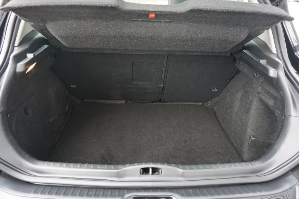 Peugeot 308 1.6 vti xt airco / cruise / stoelverw. / elektr. ramen / parkee