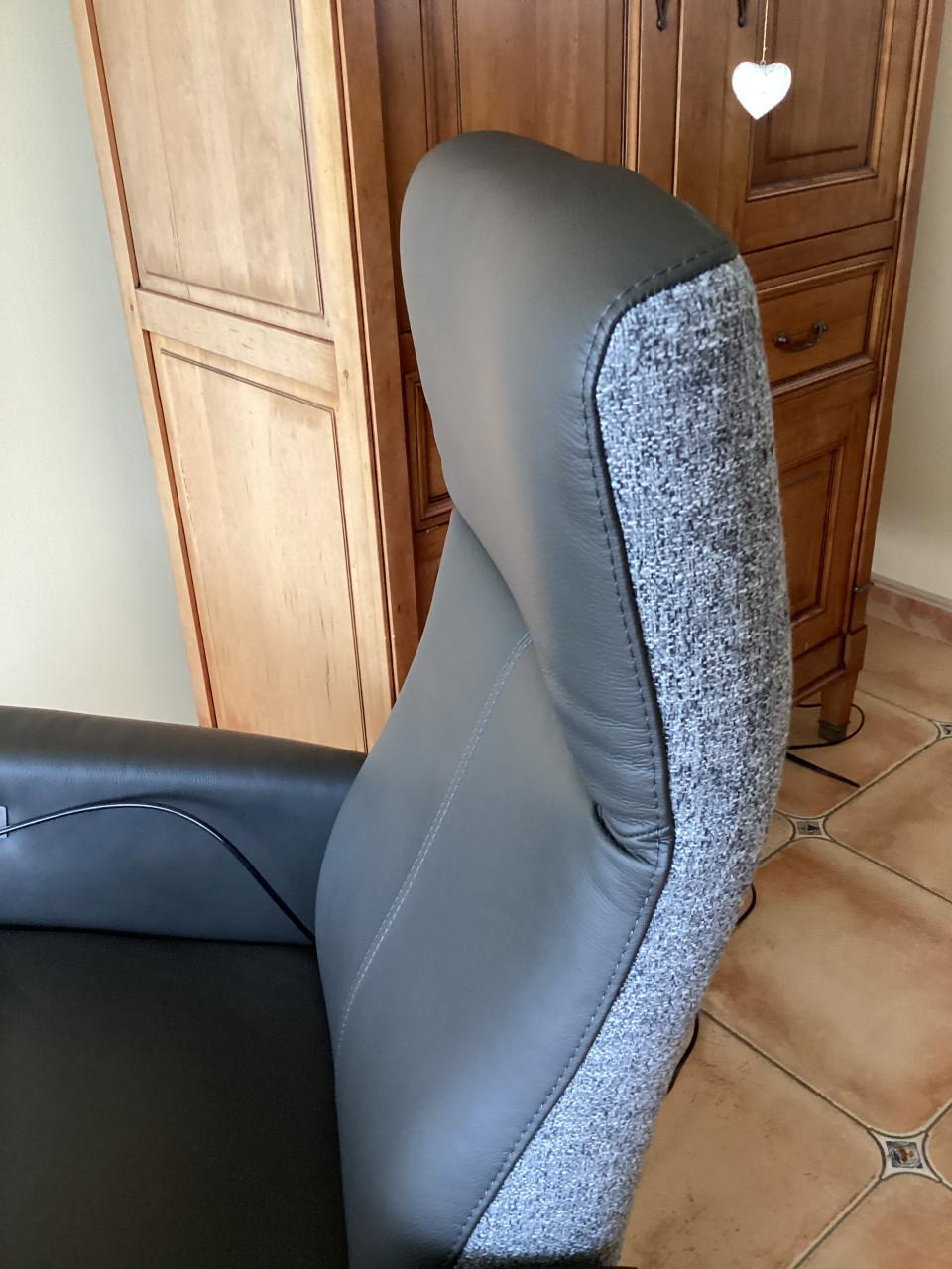 NIEUWSTAAT!Prominent sta op stoel/relax ToscanaNP4800 euro